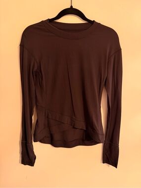 Like New Lululemon Women’s Long Sleeve Top